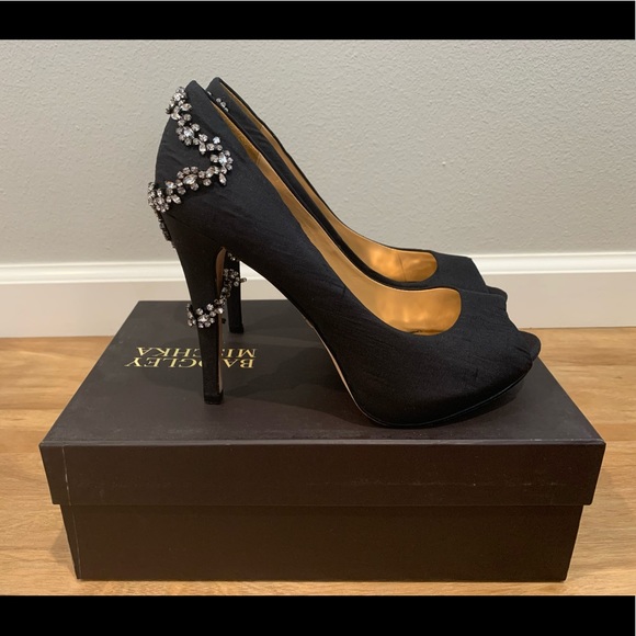 BADGLEY MISCHKA Heels - Picture 2 of 4